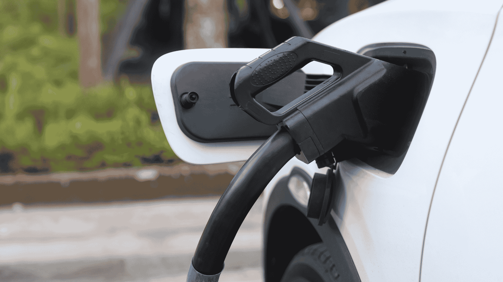 Neues Förderprogramm für Ladeinfrastruktur: Rückenwind für Ihre Immobilienprojekte