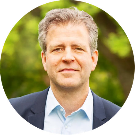 Dr. Dirk Legler